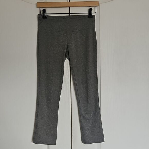 Gray Women's Cropped Leggings - Picture 8 of 16